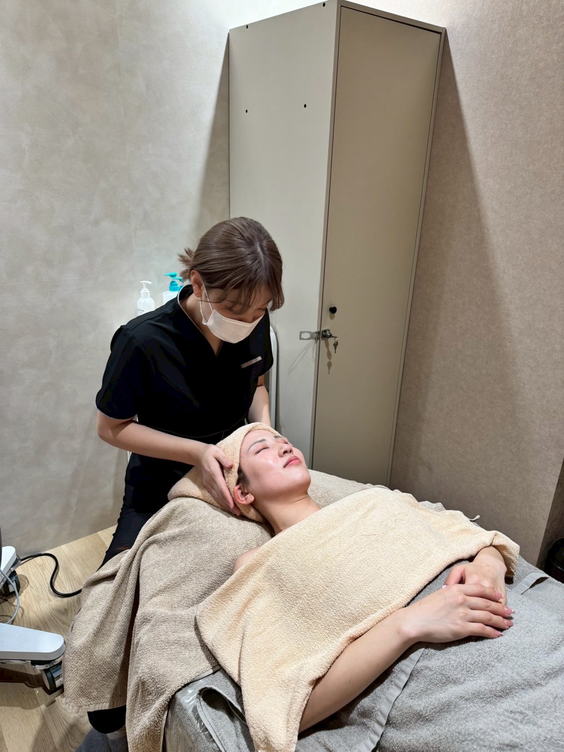 Radiance リラックスした雰囲気でのフェイシャル施術